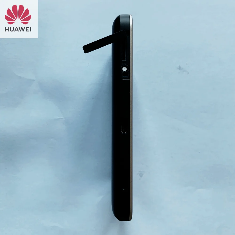 Unlocked Huawei E5788 (E5788u-96a) Gigabit LTE Cat.16 Mobile Hotspot Support 4G Band:1/2/3/4/5/7/8/19/20/28/38/40/41/42