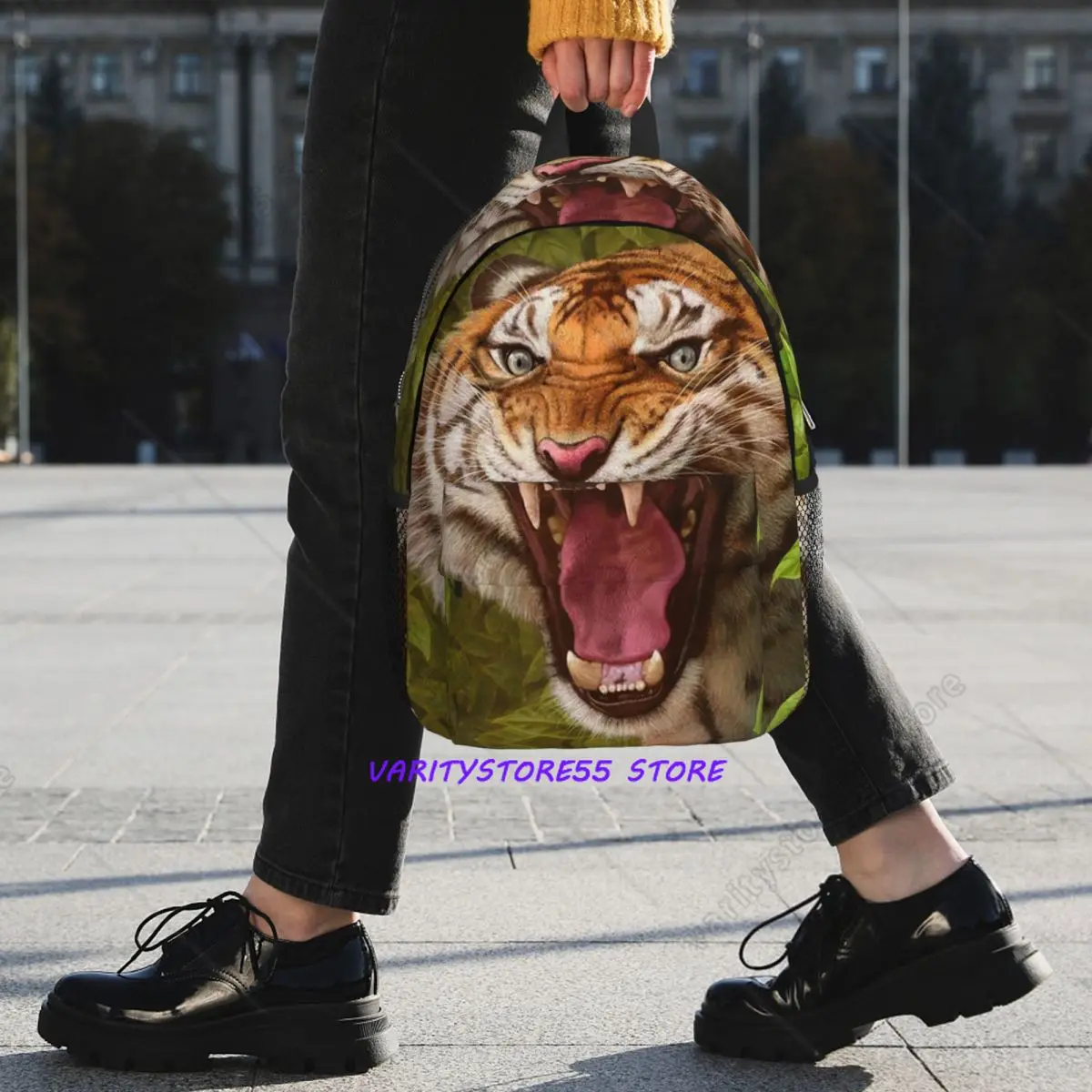 Fierce Tiger Roars Realistically Backpack Student BookBag Kids School Bag Laptop Shoulder Bags for Men Women