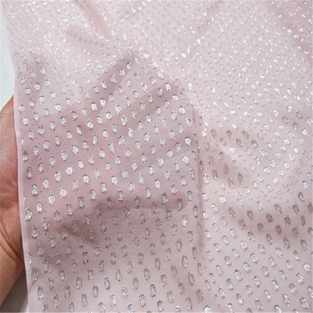 Fashion New Pink Color Dot Design Silk Metallic Jacquard Fabric for Girl Mordern Shiny Sparkle Party Dress