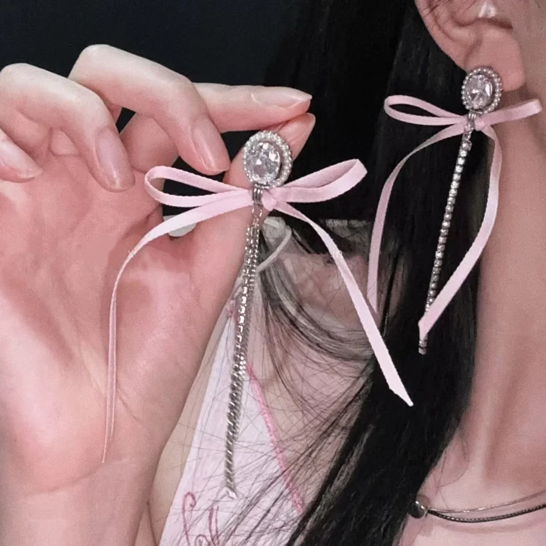 

DUTRIEUX Ballet Girl Pink Ribbon Bowknot Zircon Ear Stud For Women Fashion Trend Light luxury Y2K Style Earring Ear Decor Jewelr