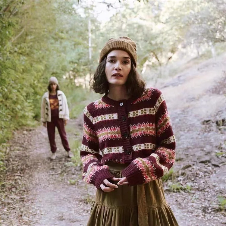 

Susan Вязаный цветочный принт Цветная блузка Осенний кардиган Женский модный художественный сарафан Длинный свек стандартной длины на пуговицах Ca...