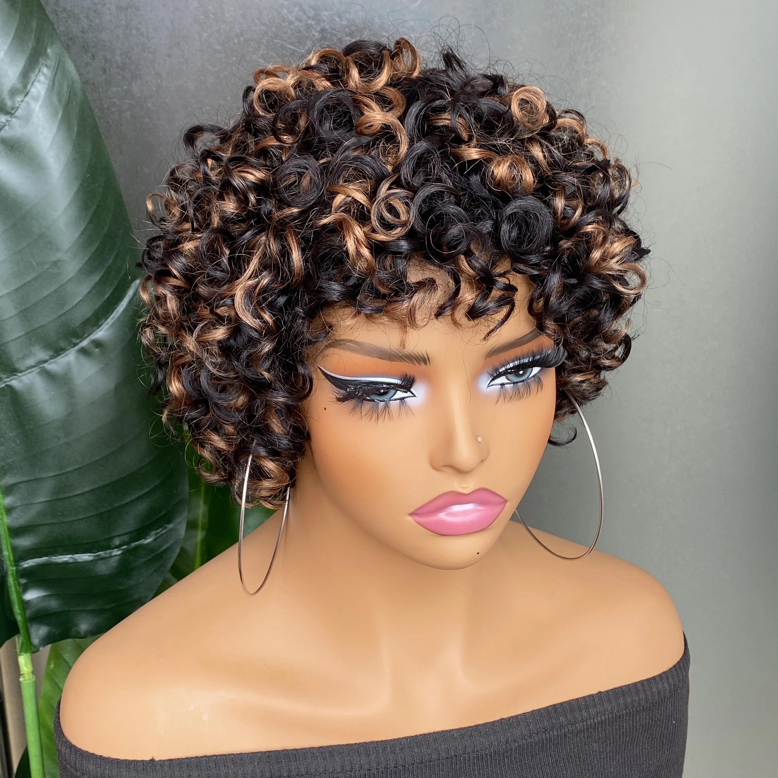 

Короткий парик из натуральных волос Реми с волнистым пикси-срезом и мелированием, машинной работы, простой в уходе, для женщин