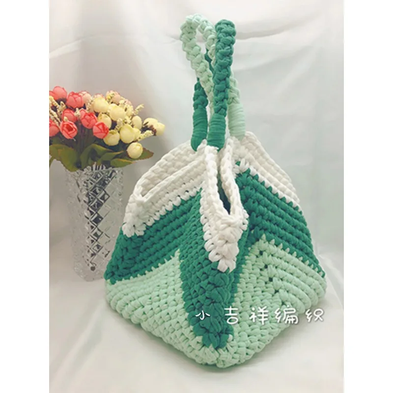 

Xiaojixiang Woven DIY Small Sweet Potato Fragrant Wind Handmade Crochet Handbag Cloth Stripe Wool Color Matching Material Bag