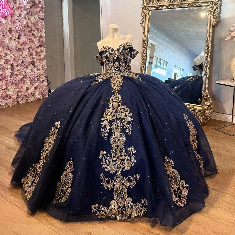 

Темно-синее блестящее платье для Quinceanera бальное платье с открытыми плечами Золотая Кружевная аппликация отделанный бисером ярусный корсет Sweet 16 платье Vestidos De 15