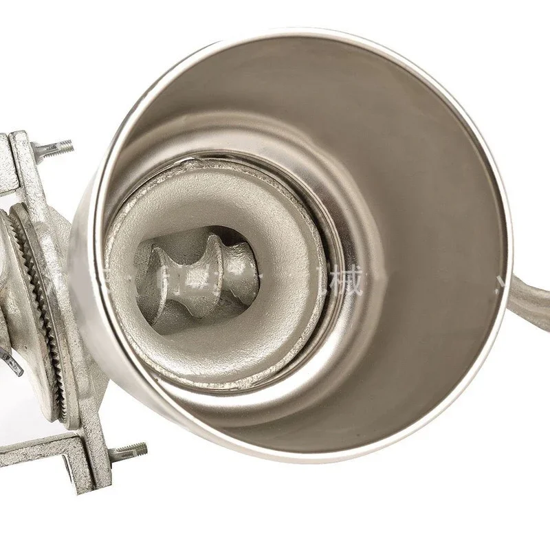 User-friendly Lightweight BB Household Flour Grinder, Hand-cranked Malt Mill for Cereal Spice Home Brewing Beer​