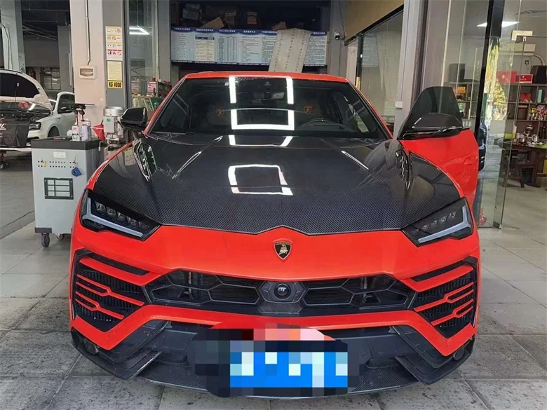 

Новый высококачественный капот P-стиль из сухого карбона для Lamborghini Urus 2023 года, улучшенная версия из сухого углеродного волокна