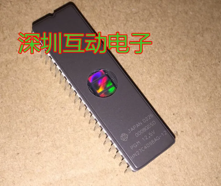 Free shipping   HN27C4096AG-12 HN27C4096AG-10  CDIP40     10PCS