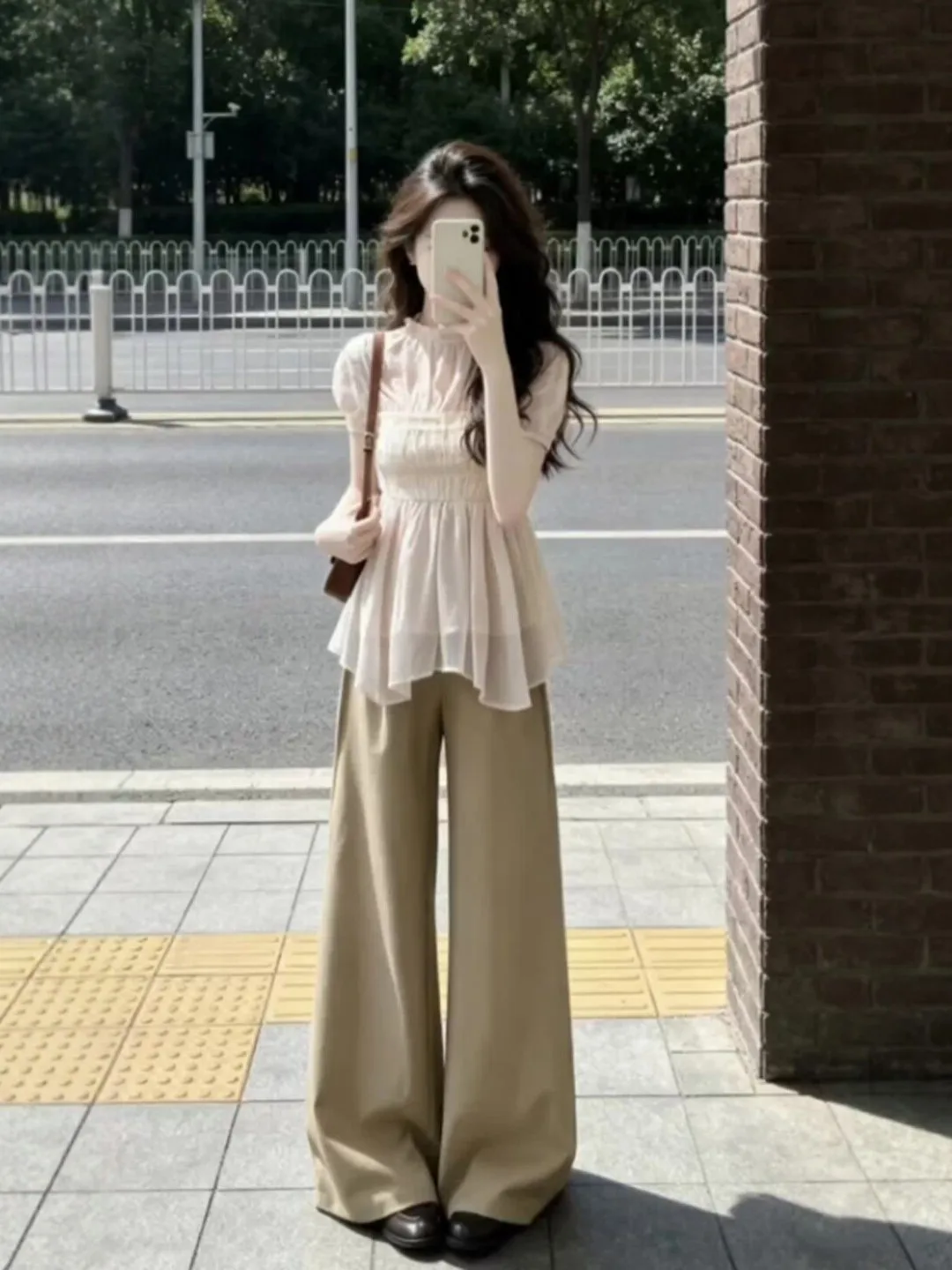 

Elegant Two-Piece Set Gentle Wind Unique Super Beautiful Top Wide Leg Pants Summer Fashion Outfit Comfortable Cotton Material