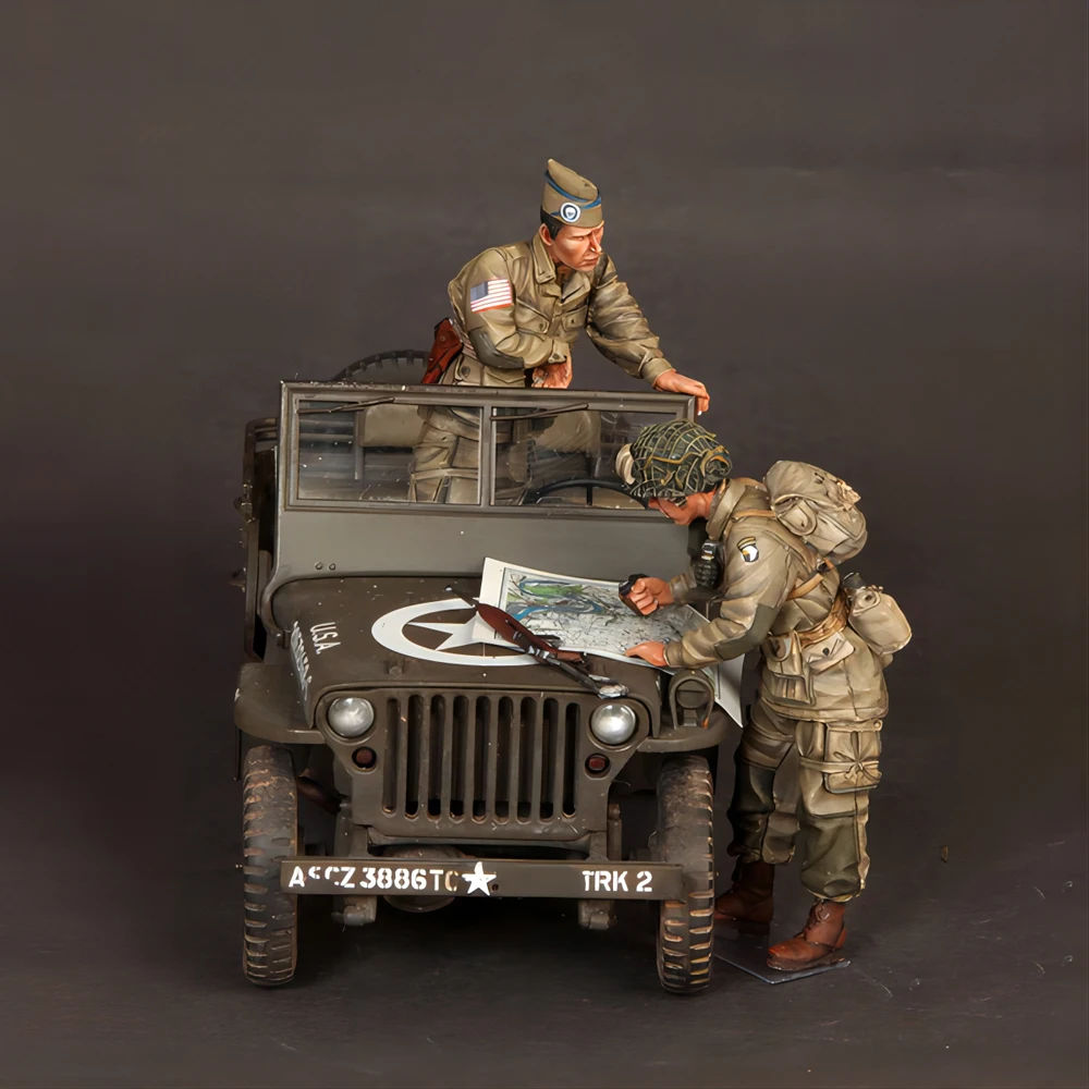 1/35 Resin Model Figure Kits GK , Two People，No Car，Military Theme，Unassembled And Unpainted，379C