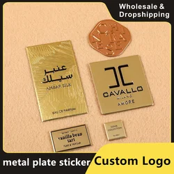 Plaque en métal aluminium avec logo personnalisé et colle solide, marque personnalisée pour boîte-cadeau bouteille de parfum Arc 3D étiquette en métal vin