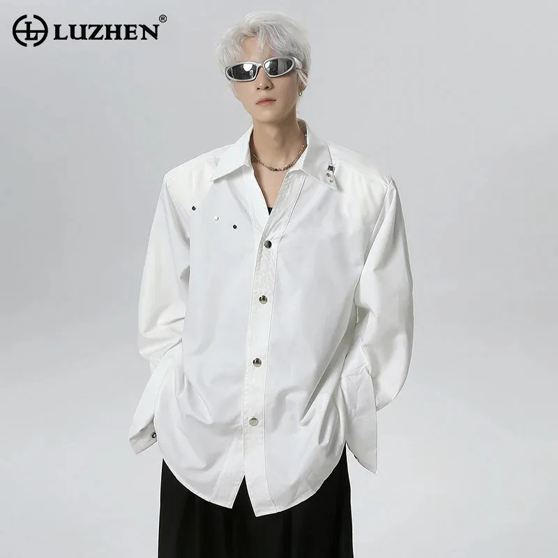 

LUZHEN 2025 новые рубашки с длинными рукавами и заклепками, металлические украшения, мужская модная элегантная однотонная красивая одежда JY3653