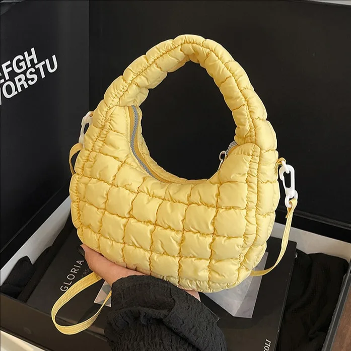 

Korean Style Trendy Fashion Handbag 2025 Summer New Pleated Diamond Quilted Shoulder Bag Luxury Designer Tote for Women