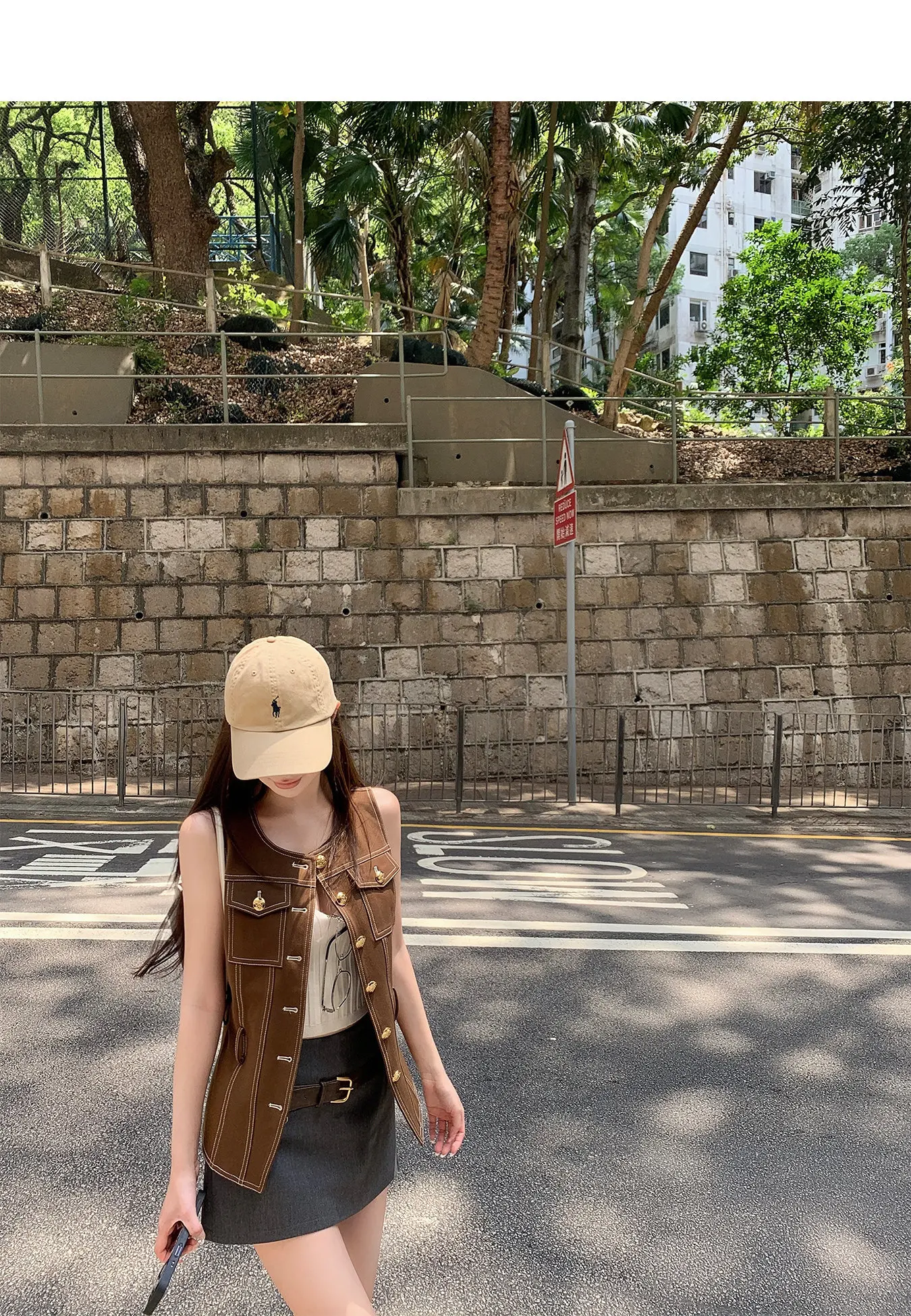 2026 new style Japanese trendy topstitched gold buckle shorts belt vest + straight pants suit view 6