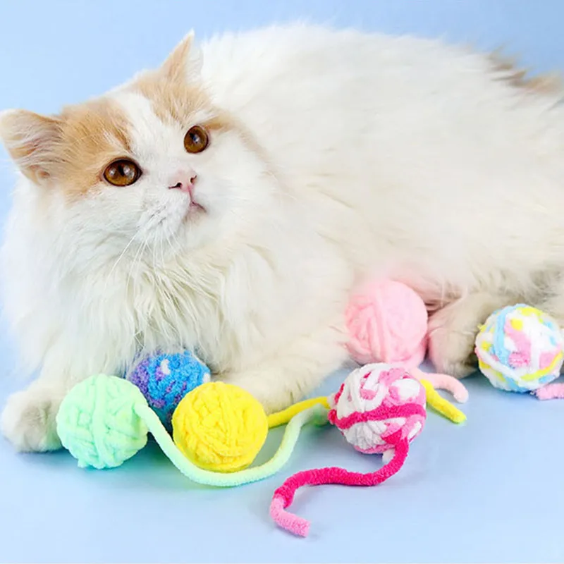 

Cat Toy Wool Ball Toys for Cats Grinding Teeth Funny Cat Toys Interactive Bite Resistant Plush Balls Self Hi Cats Toy with Bell