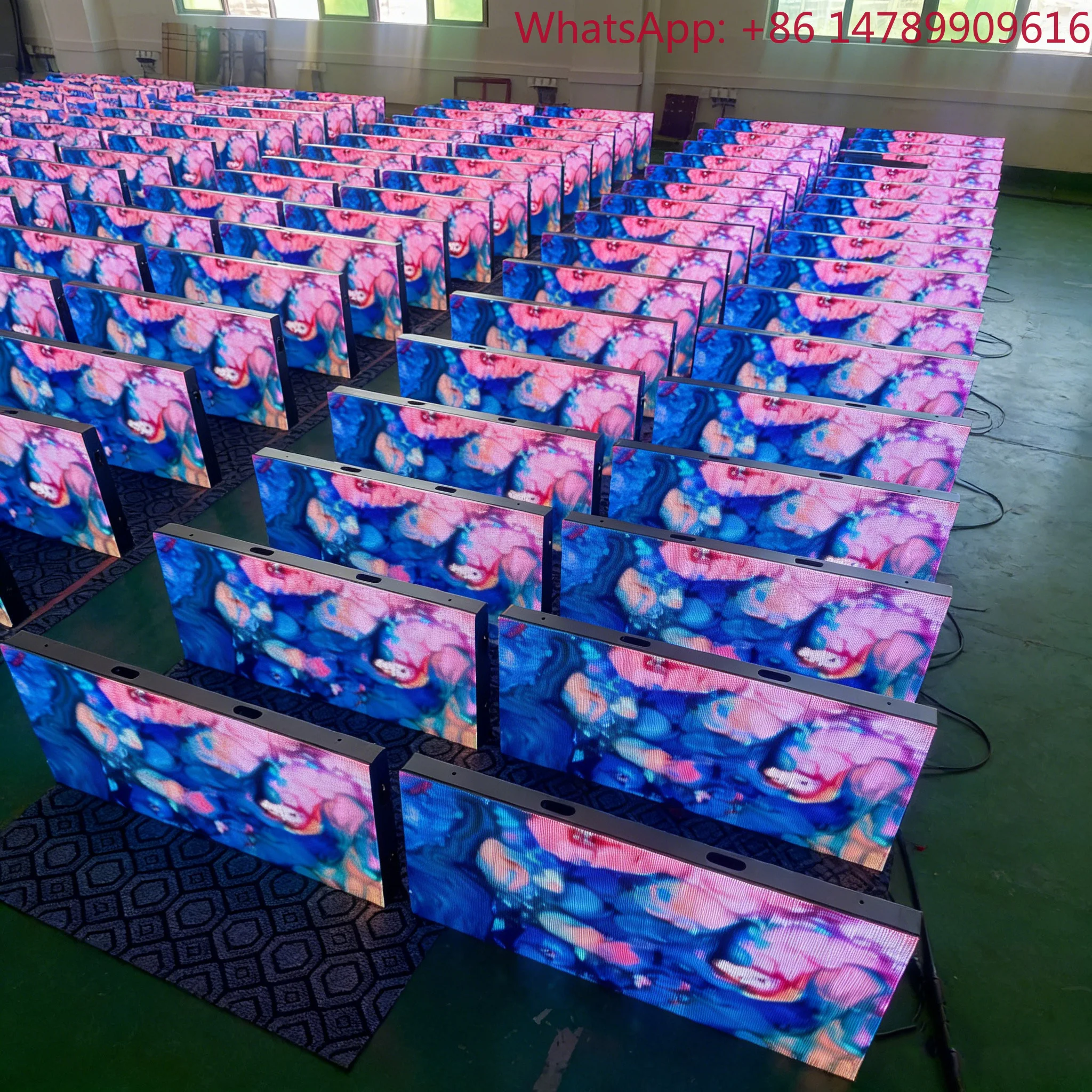 Full Color High Resolution Waterproof LED Display Interactive Floor Tile ScreenHigh-intensityFootTrafficHuman-ScreenInteraction