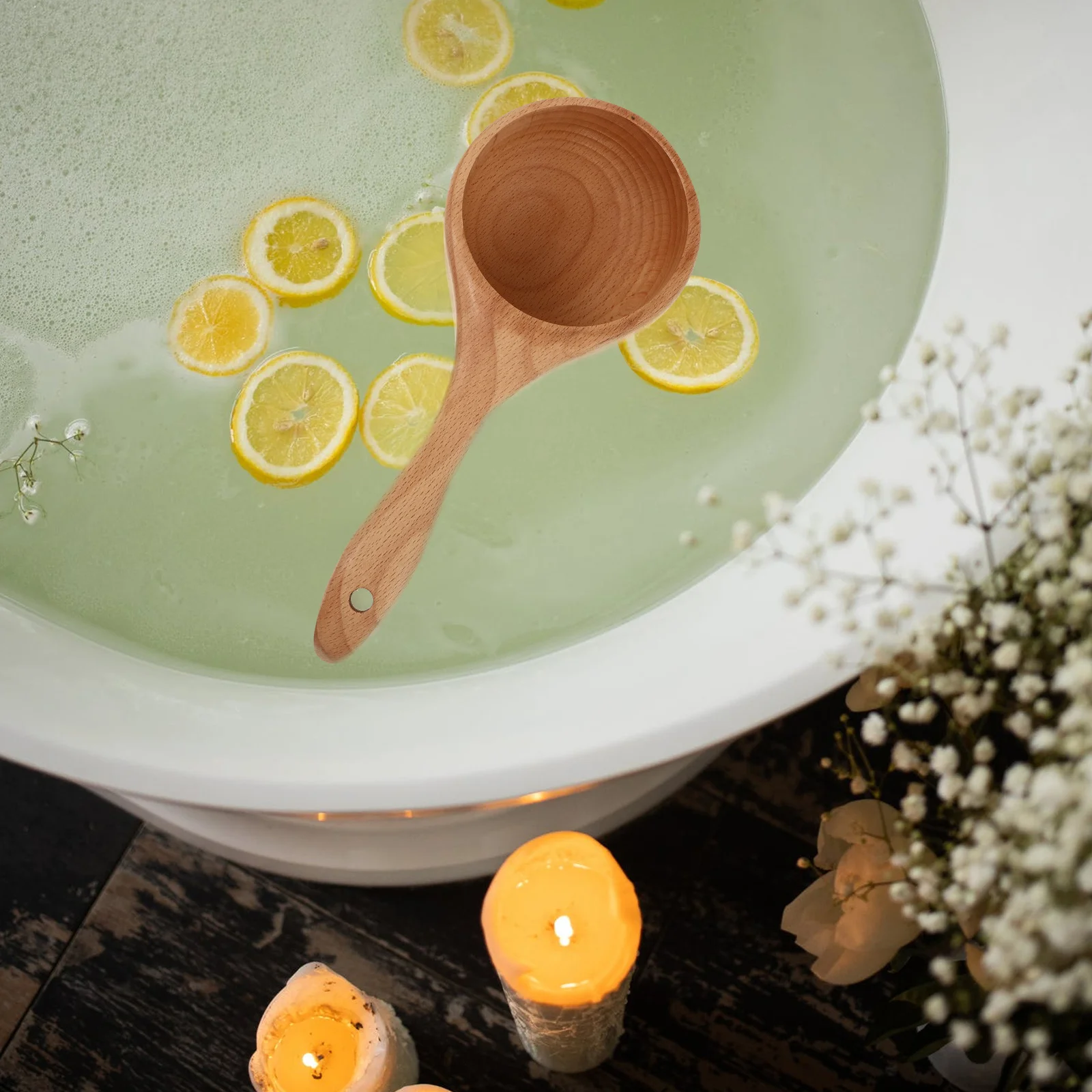 

1Pcs Solid Wood Bathing Spoon Ergonomic Handle Kitchen Water Scoop for Home Hotel Restaurant Sweat Steaming Room Multi Purpose