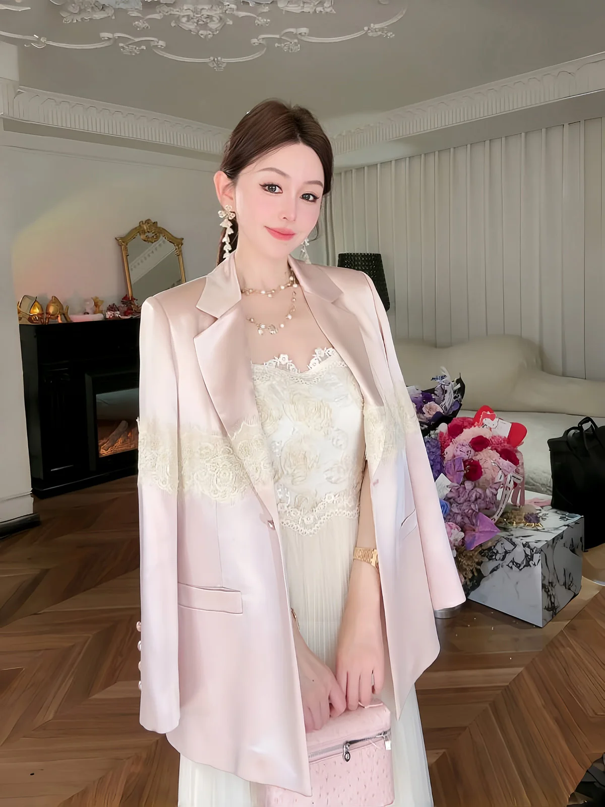 

Yu Xiaoxiao Water Moon Flower 2025 Autumn New Premium Acetate Color Blo Collar Suit Jaet Women's Faion Daily Wear