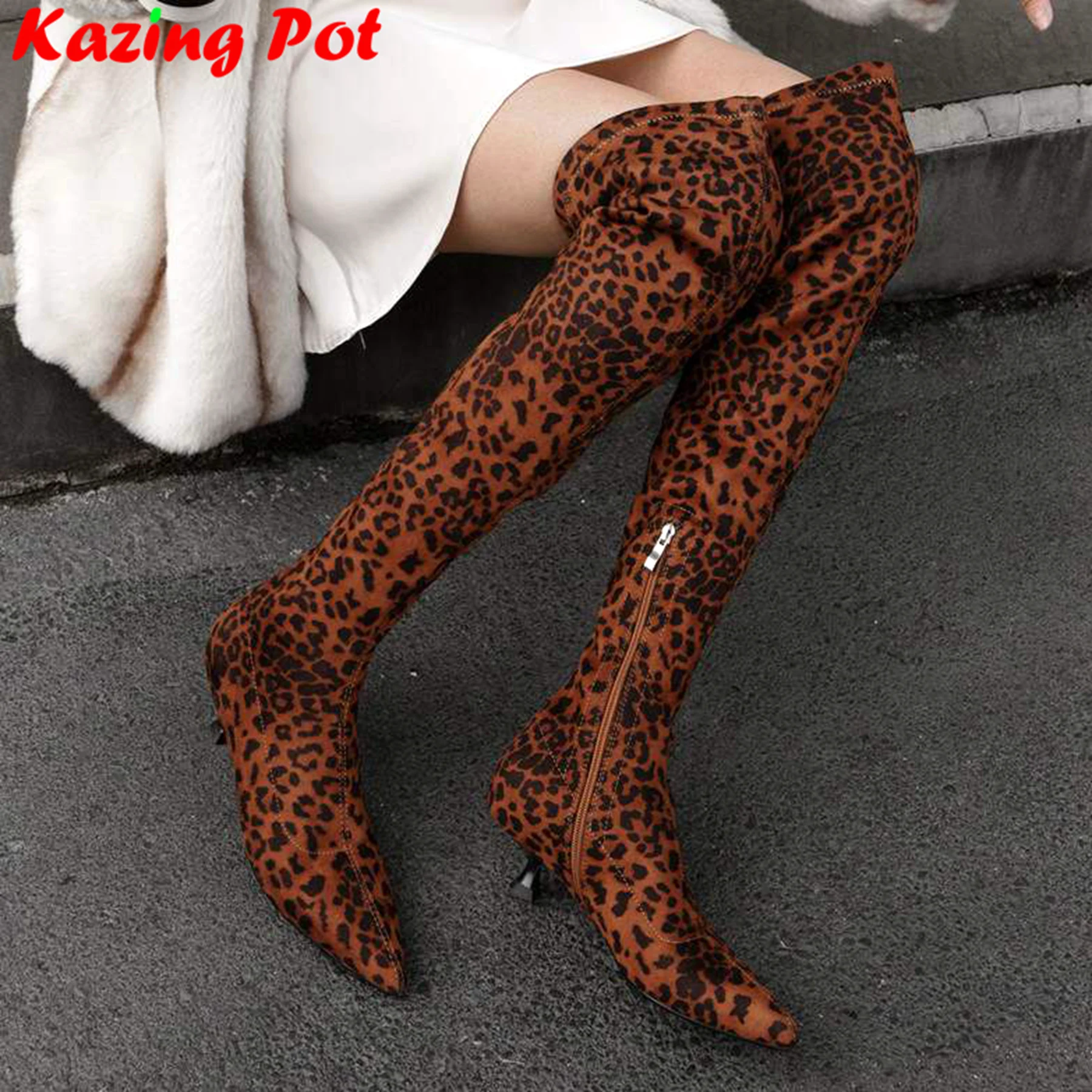 Krazing pot leopardo impressão rebanho apontou toe med saltos estiramento botas longas inverno luxo elegante namoro botas femininas acima do joelho