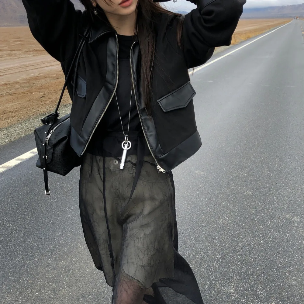 シックなレディースレザージャケット秋冬新作ファッションカジュアル鹿革ベルベットスプライシングPUスタンドカラージッパー開閉トップ