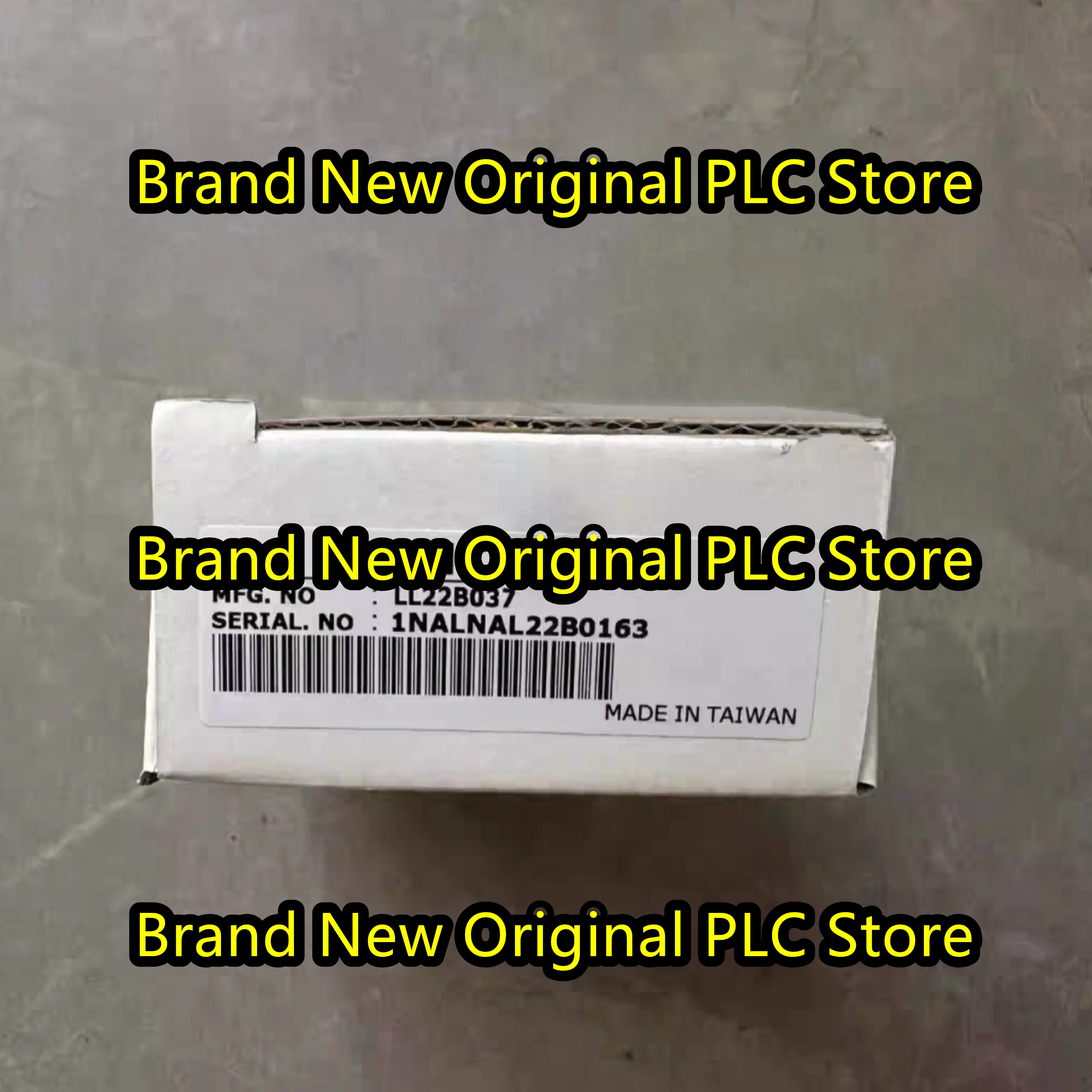 

AX1N-232BD AX1N-24MR-ES PLC module new original