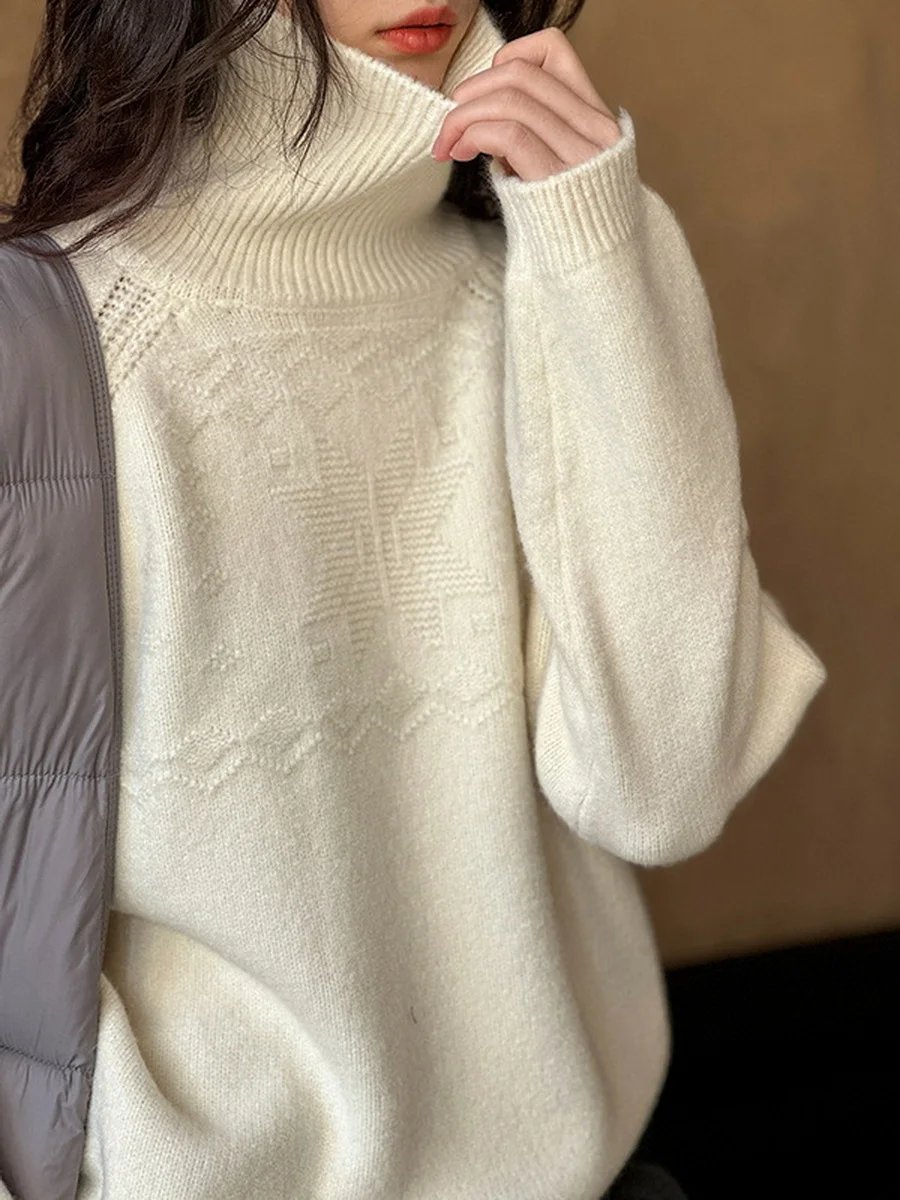 Pull en cachemire à col roulé gris pour femme, chemise à bascule unique et chic avec haut de haute qualité à l'intérieur.