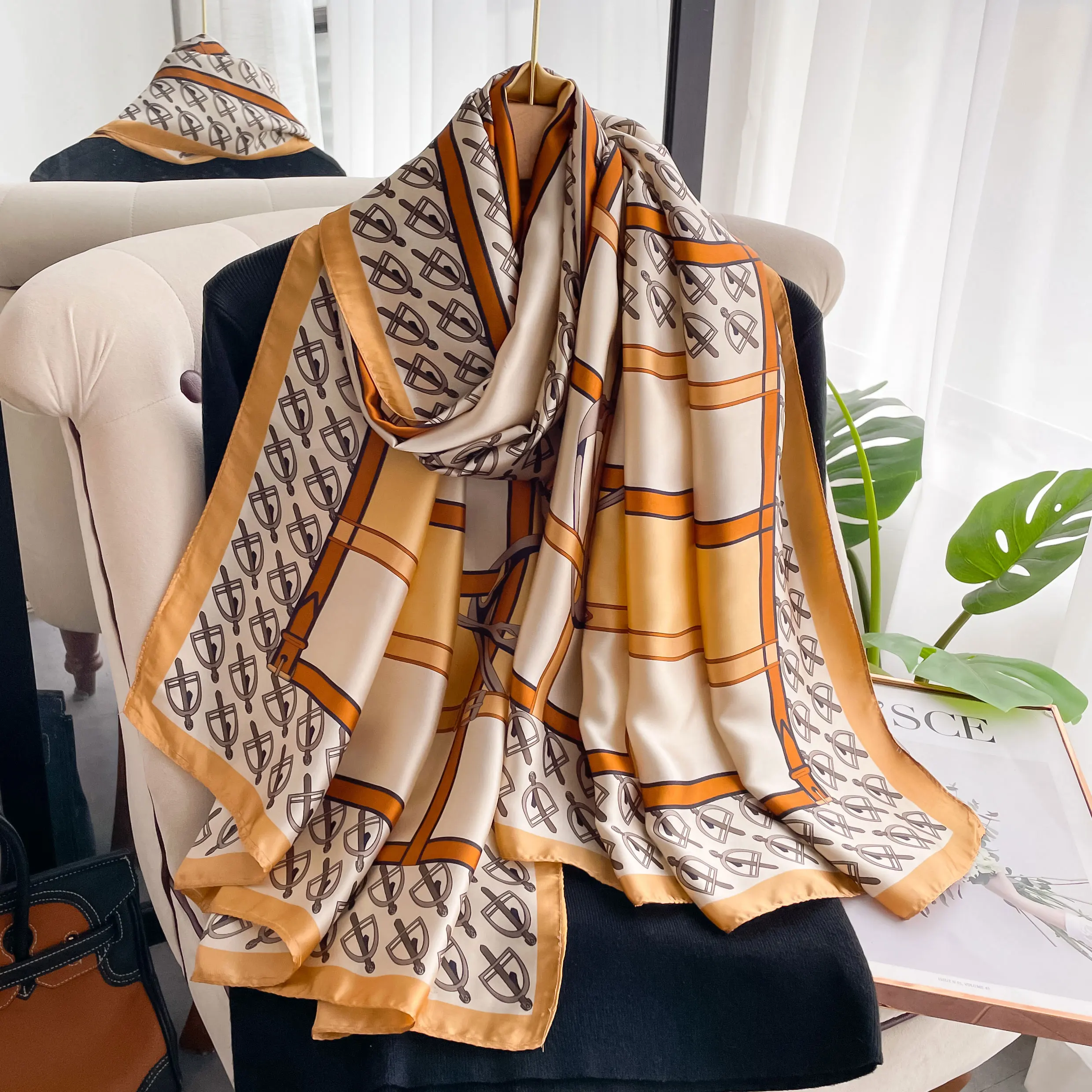 

Шали солнцезащитные женские квадратные, 2024x90 см