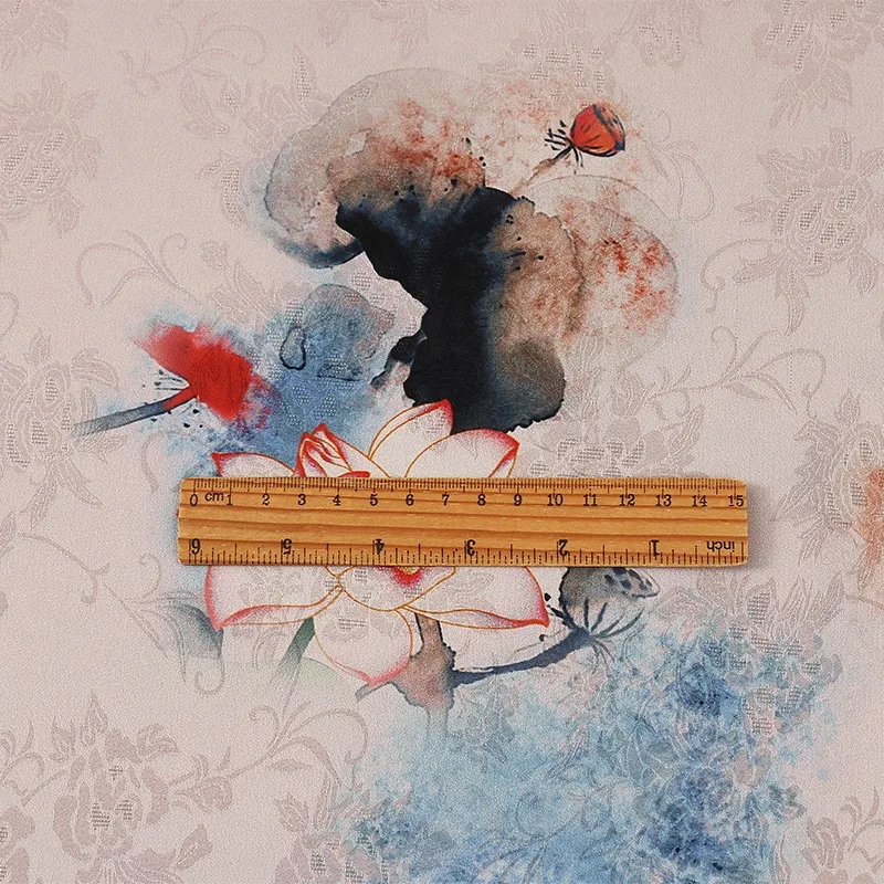 Красная марлевая жаккардовая ткань в китайском стиле для чонгмов среднего и пожилого возраста.