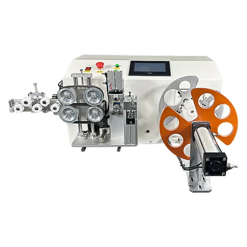 Winding machine, ranking winding machine, network cable and cable meter winding machine