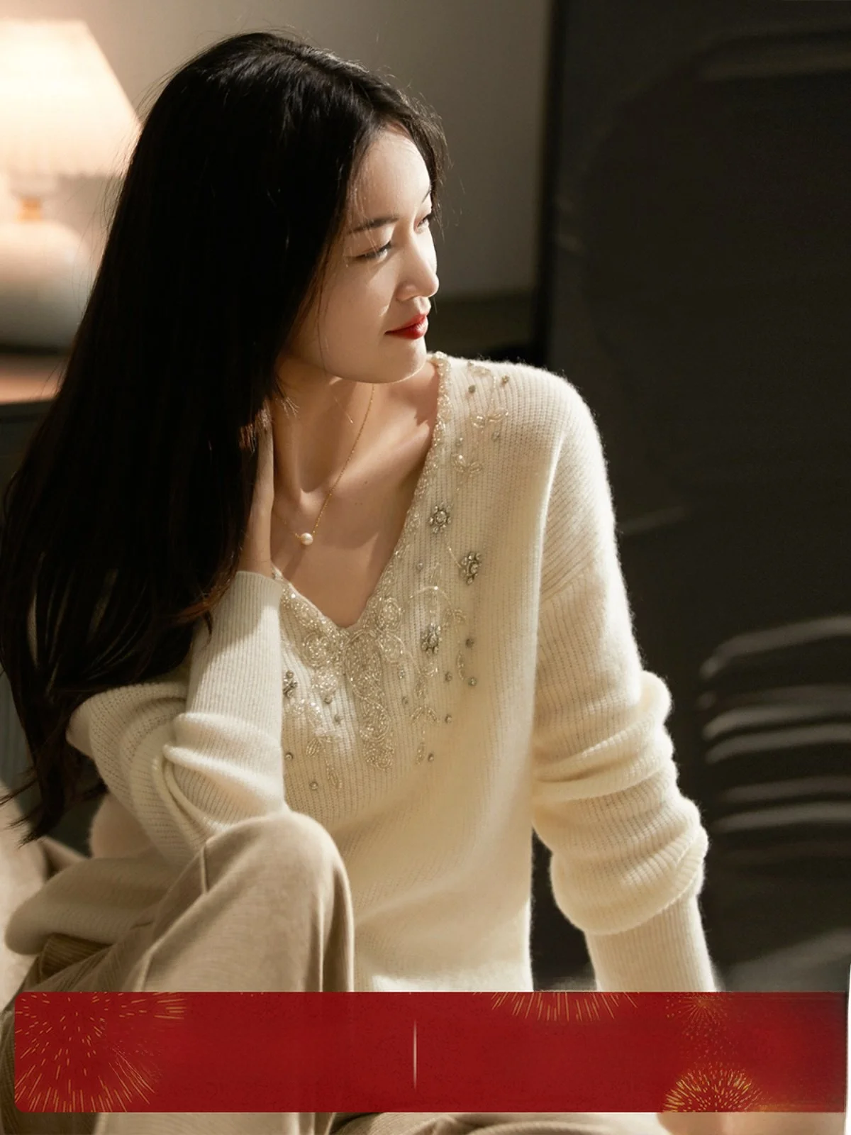 

Exquisite Soft Camere Knitted Sweater Embroidered V-Ne Long Sve Women's Faion Autumn Winter Premium Lightweight