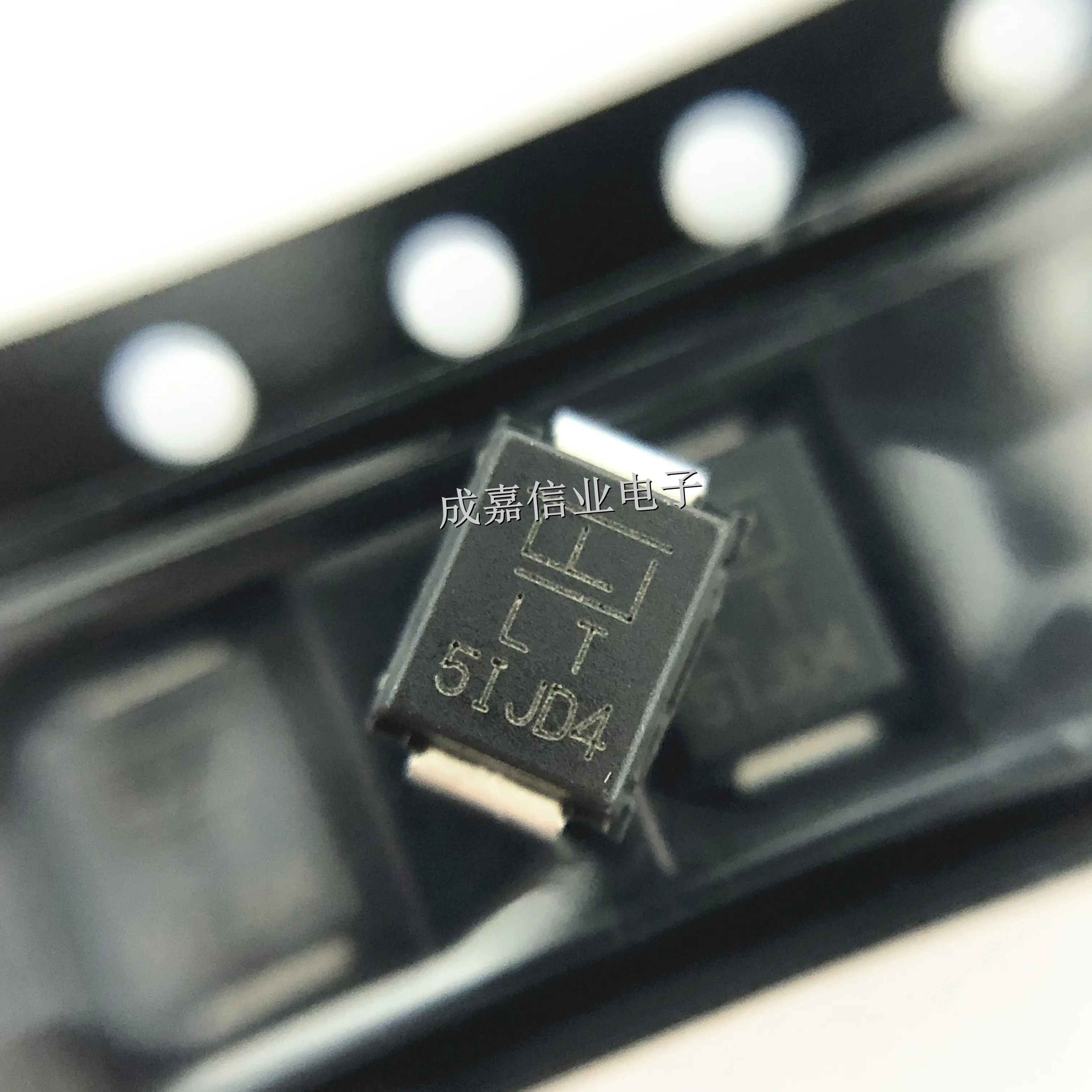 10pcs/Lot SMBJ18A SMB DO-214AA MARKING;LT ESD Protection Diodes / TVS Diodes 600W 18V 5%