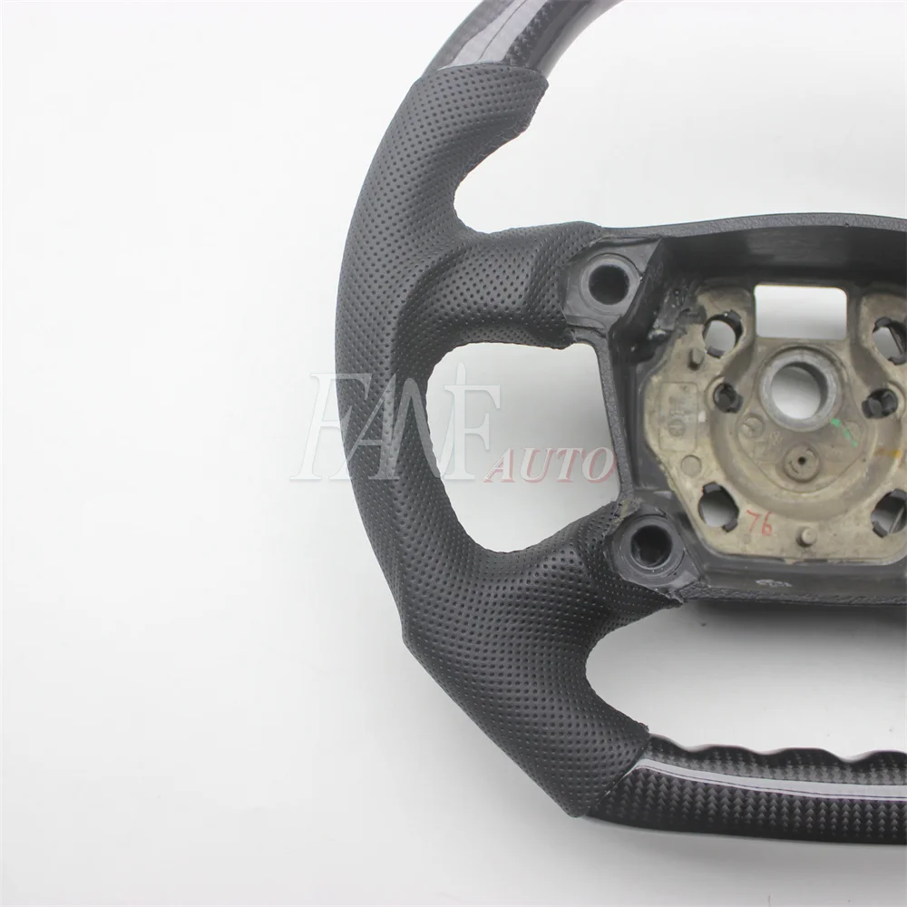 Replacement Real Carbon Fiber Steering Wheel with Leather for Volkswagen VW Caddy Caravelle Transporter T5