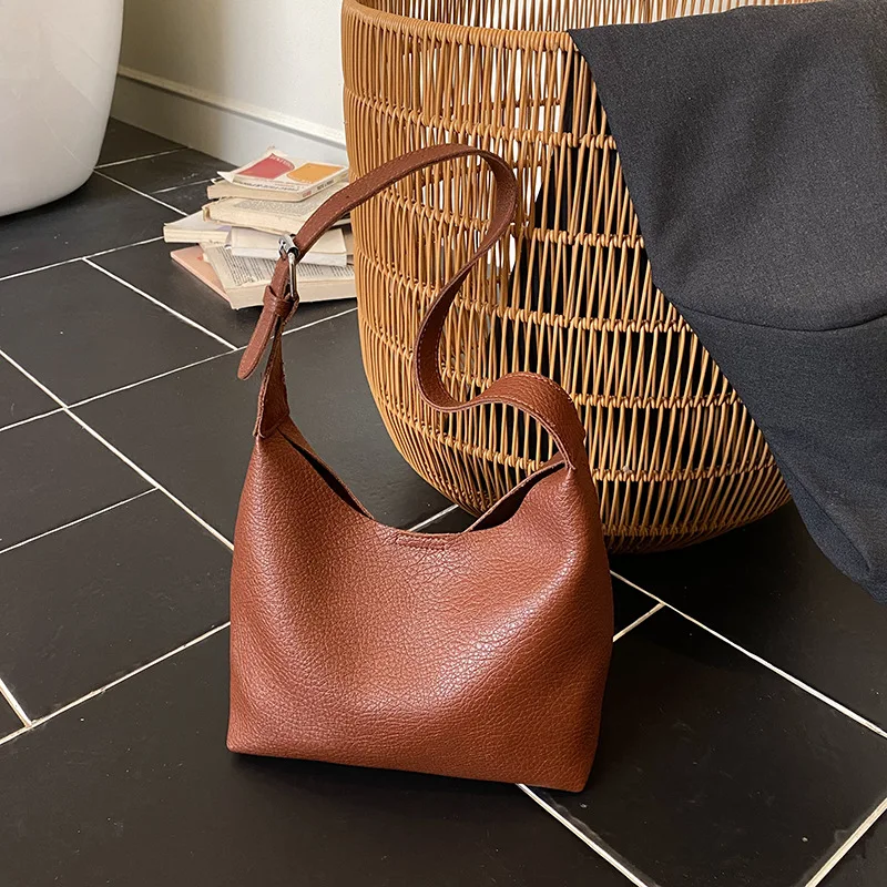 

2025 Autumn Winter Vintage Shoulder Bag, Minimalist Crossbody Purse for Women, Fashion Day to Night Tote, Textured Sling Bag