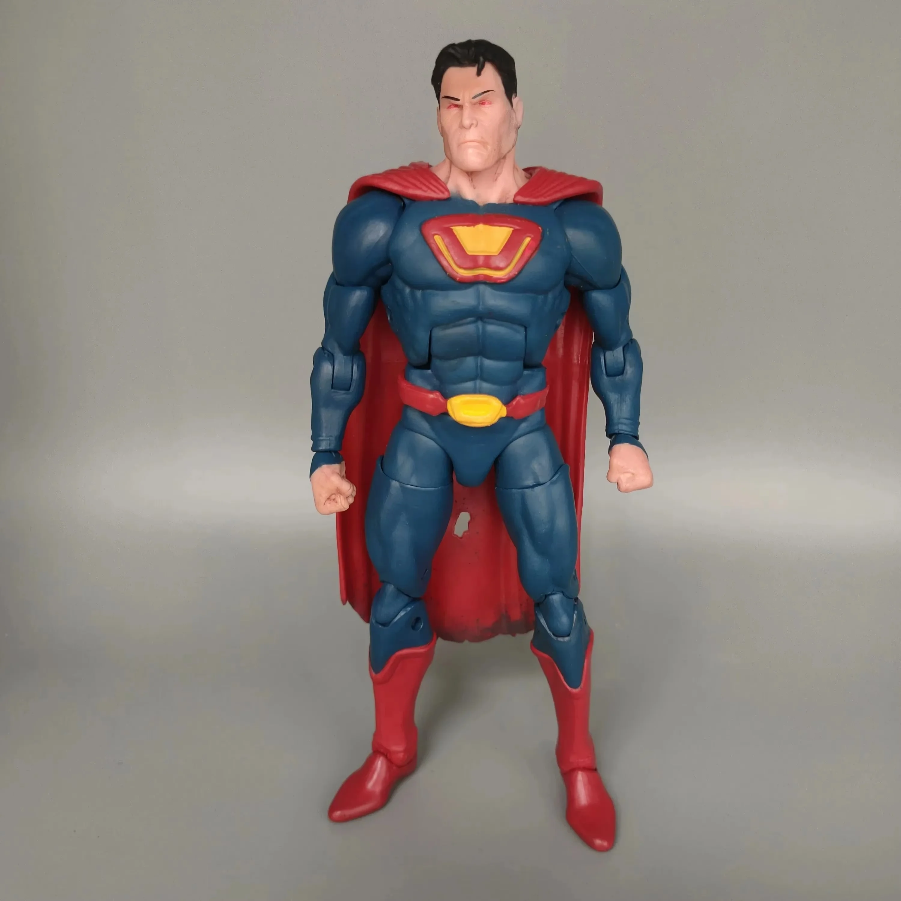Figura de Anime Super Man de 18 cm, Figura de Acción Atractiva, Modelo de Juguete de Dibujos Animados, Adorno Creativo para Mesa, Regalos de Cumpleaños para Niños
