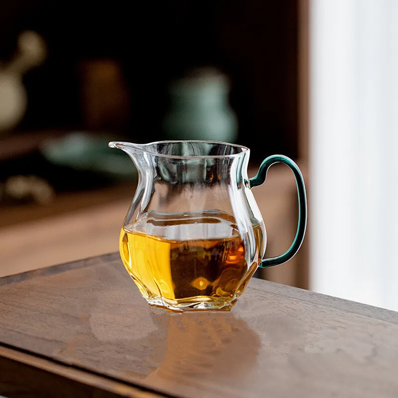 

Tian High-End Handmade Thiened Heat-Resistant Glass Gongfu Tea Set Japanese Sle High Temperature Resistant Tea Pouring Pot