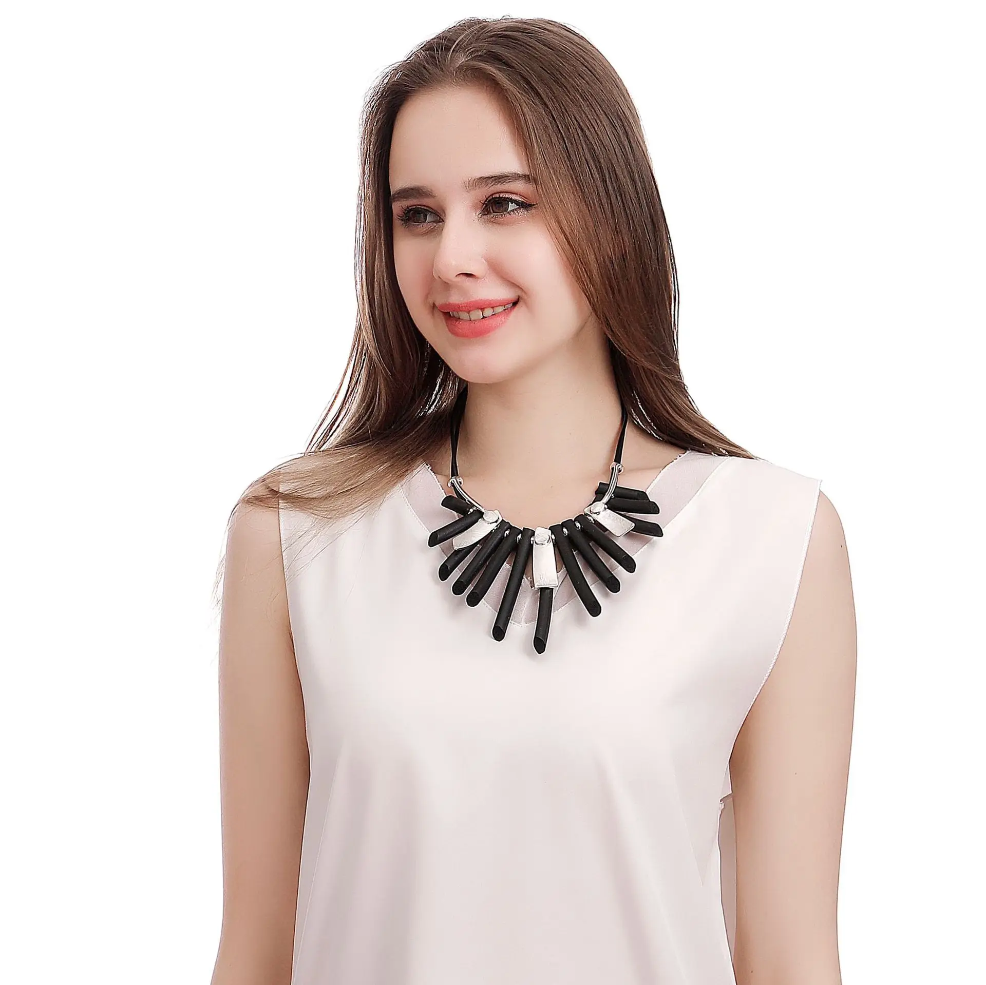 jewelry popular European and American style high sense irregular simple female collarbone chain short