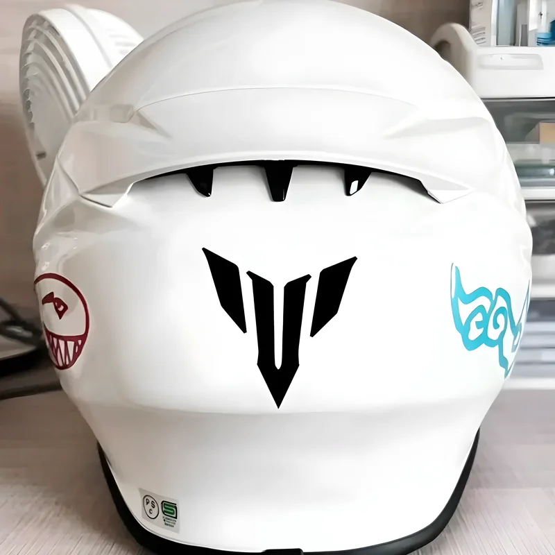 2Pcs Refit Sticker Reflective Vinyl Mt Logo Motorcycle Sticker Fit For Yamaha Mt-03 Mt-07 Mt-09 Mt-10 MT 07 09 03 10 Decal image 3