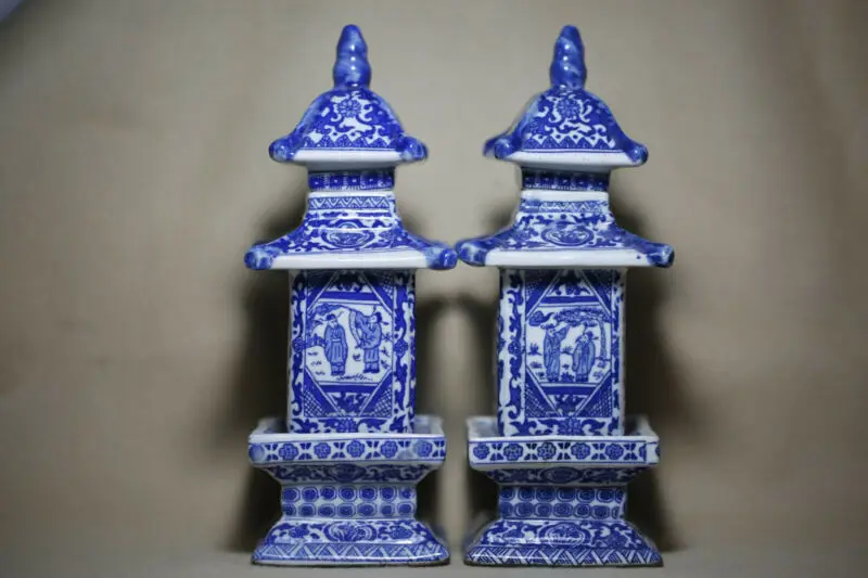 Antique Blue And White Porcelain Jar Pagoda In Ancient China 2pcs