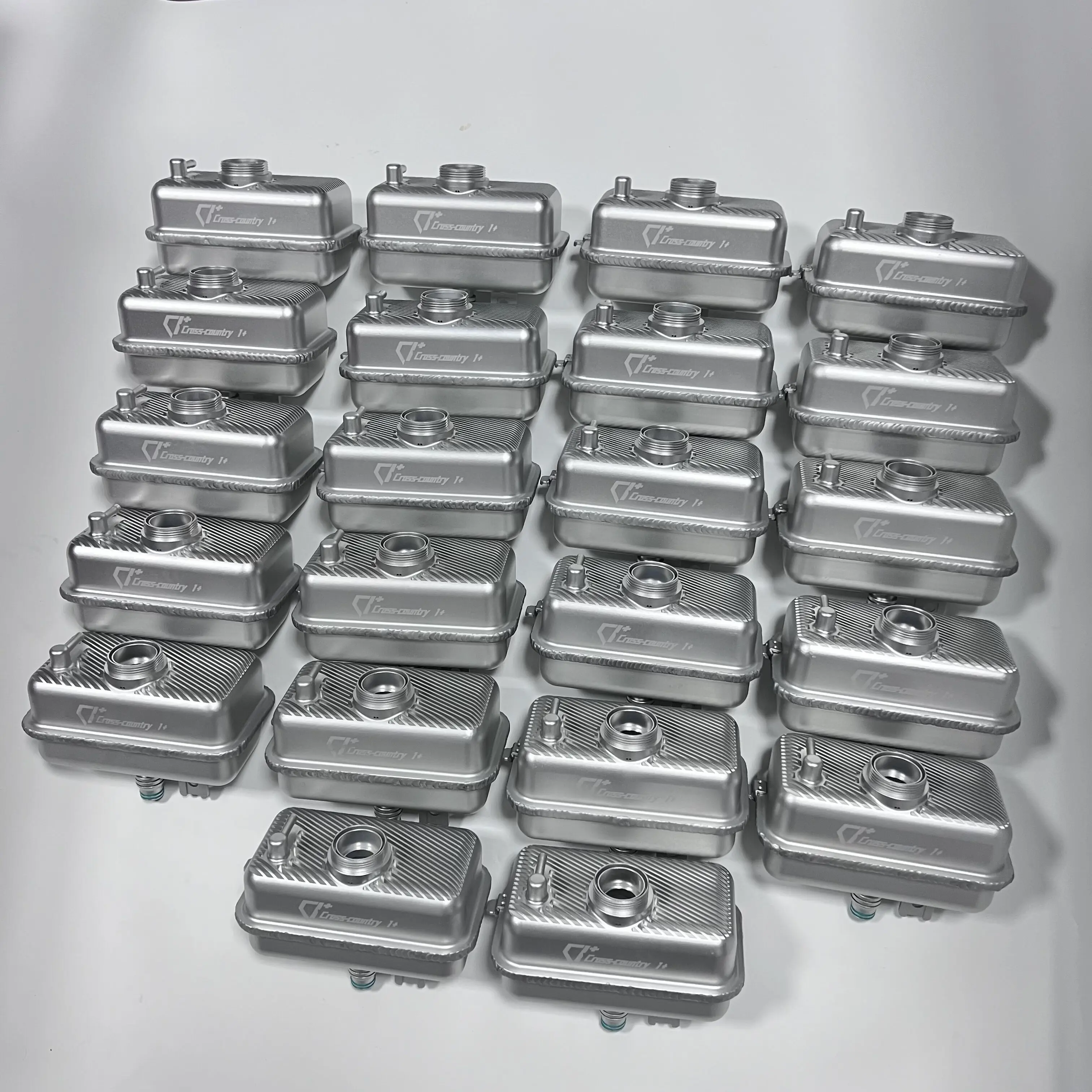 SXMA JL1313 Antifreeze Bottle Automotive Coolant Water Tank Auxiliary Kettle Coolant Pot for jeep Wrangler JL2018++