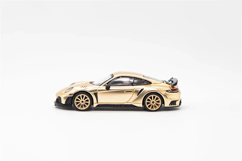 

XCarToys x Pop Race 1:64 singer GTR- golden Diecast Model Car