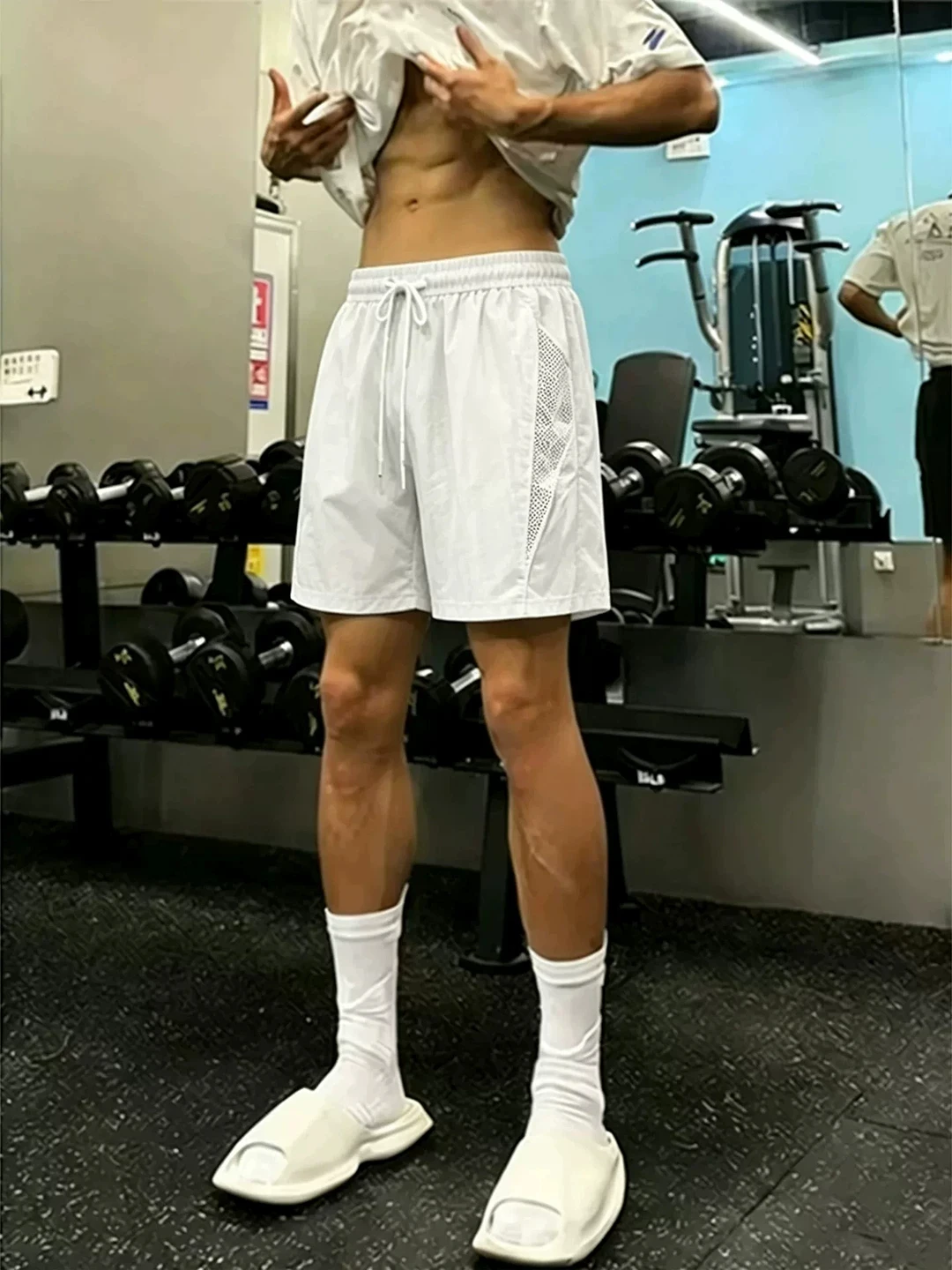 

Quick Dry Mesh Nylon Ice Silk Shorts Men's Fitness Sport Five Four Shorts Summer American Cool Feeling Loose Elastic Waist