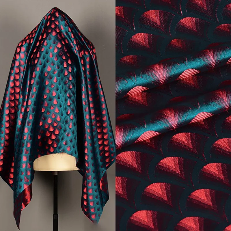 

Peacock Green Woven Satin Fabric With Fan-shaped Wave Pattern And Colorful Jacquard Satin Gradient Silk Fabric
