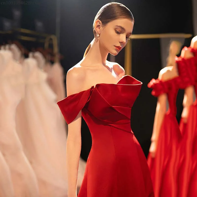 Bordeaux Slim Fit Sexy Satijn Off-Shoulder Verlovingsavondjurk Voor Vrouwen Strapless Lange Avondfeest Galajurk Nieuw