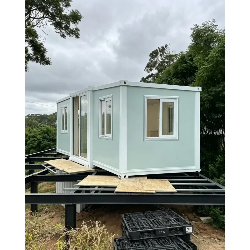 Foldable Container House Prefab Modular Home 20ft Expandable Steel Structure Tiny Home 2 Rooms Site Office Camp Accommodation