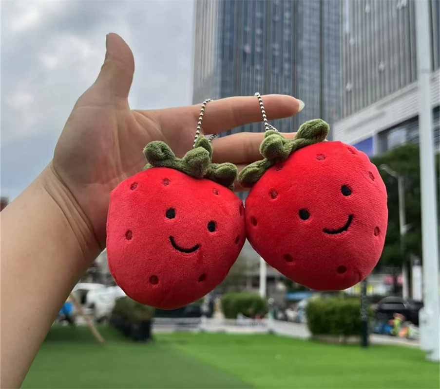 10 cm rote Erdbeerfrucht, süßer Gesichtsausdruck, gefüllte Gartenserie, Plüsch-Komfortspielzeug