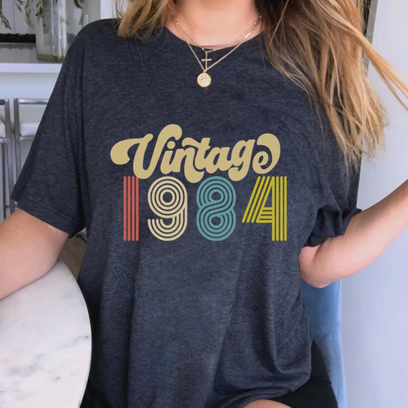 تي شيرت كلاسيكي لعيد ميلاد المرأة الأربعين ، مطبوع ، كم قصير ، أزياء الشارع الشهير ، عيد ميلاد مضحك ، هدية الذكرى السنوية