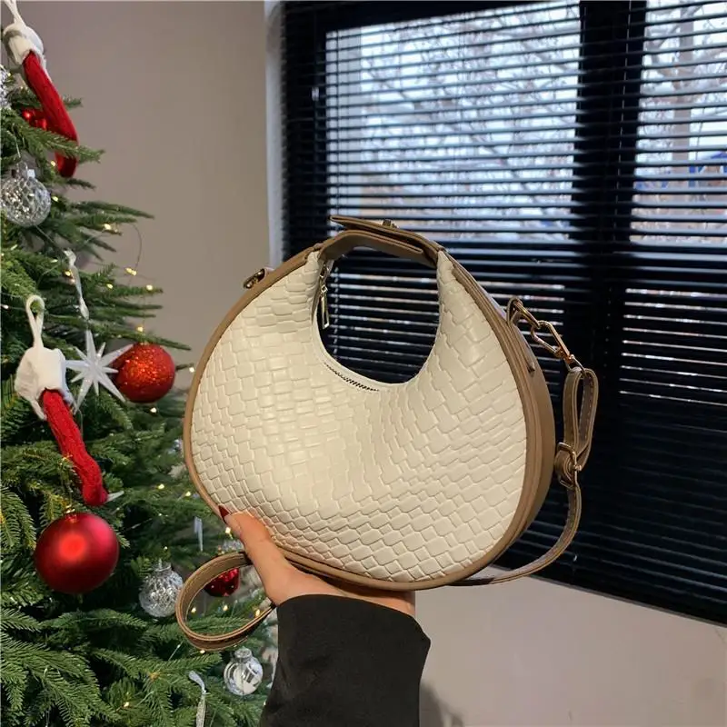 New Fashionable Simple Leisure Commuter Half Moon Bag Retro Handheld Shoulder Carrying Women'S Bag Crossbody Bag - view 5