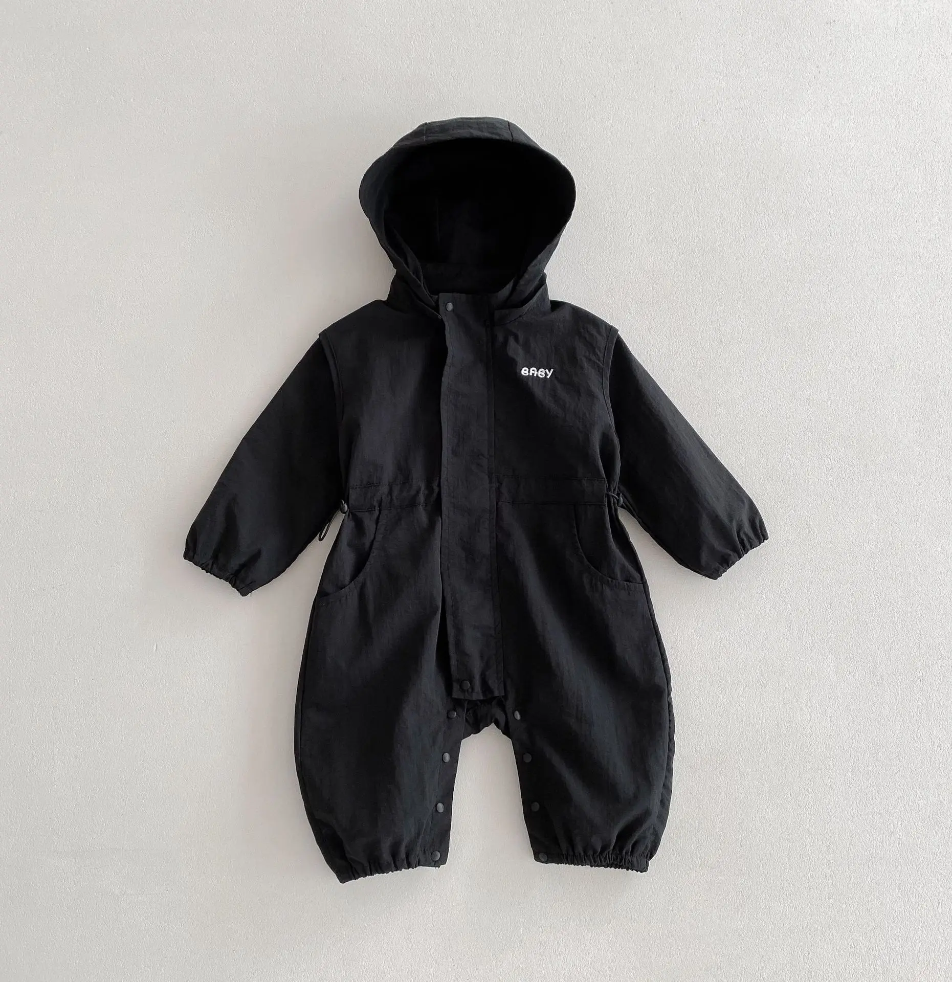 Rompers Baby Jumpsuits Boys Girls Baby Clothing Hooded Simple Fashion Cool Handsome Spring Autumn 2024 Button Solid