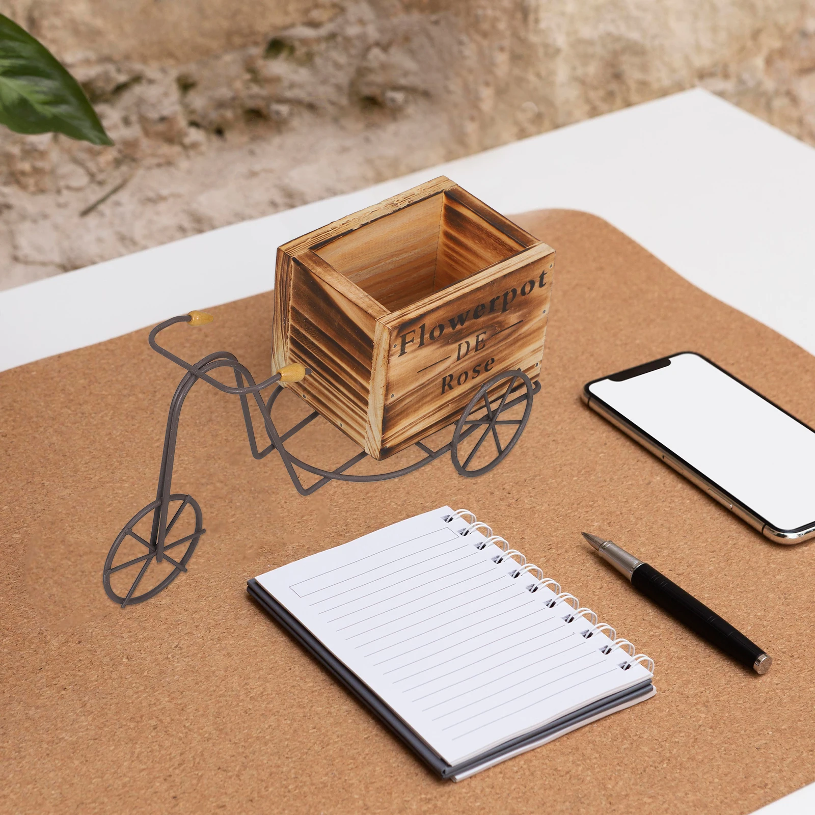 

Vintage Iron Bicycle Flower Pot Decorative Desk Ornament Small Metal Bike Planter for Living Room Office Display