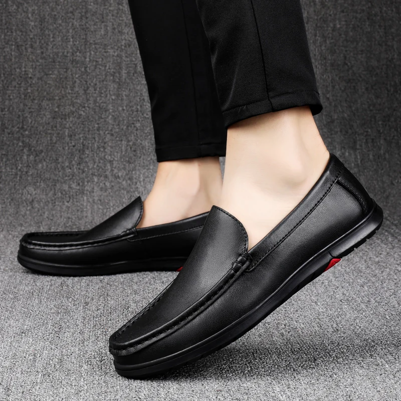 2023 Men Black Hollowed Out Leather Shoes Brand Summer Genuine Leather Mens Loafers Moccasins  Breathable Slip on Driving Shoes