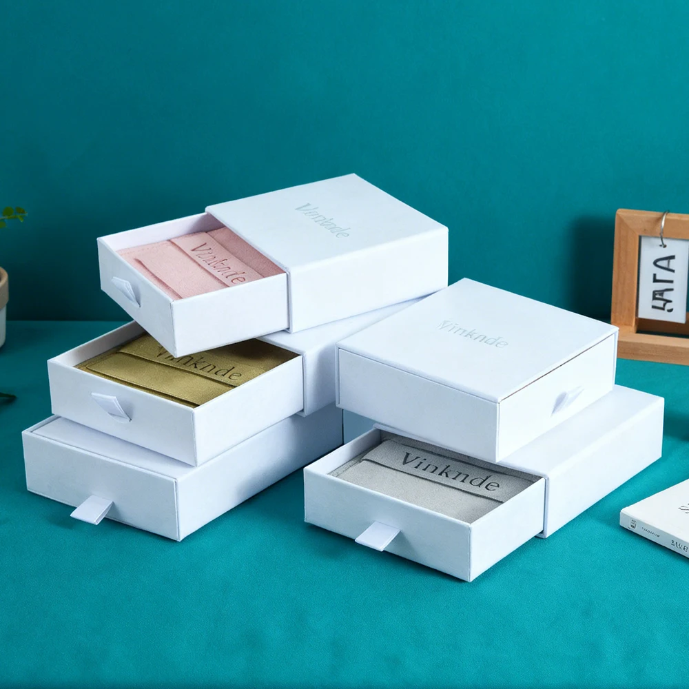 

White Drawer Paper Jewelry Box10x10x2.5cm Inside with 9x9cm Microfiber Strip Pouch Wedding Gift Storage Bag Personalized Logo